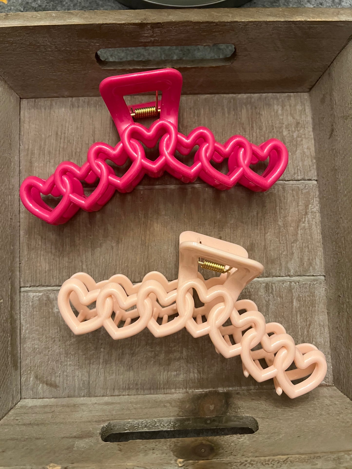 Heart curve clip